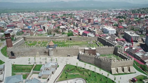 Erzurum Kalesi - Erzurum